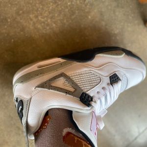 Jordan 4 cements